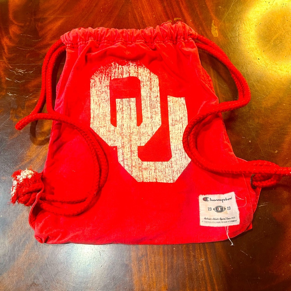 OU shoe bag